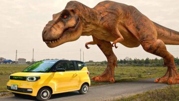 Giant T-Rex Meets a Tiny Yellow Car - Fun Dinosaur Adventure for Kids
